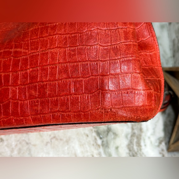Chiara Ferretti RED Croc Embossed Handbag - Picture 6 of 16
